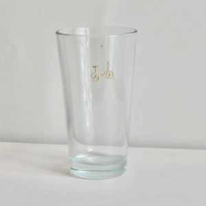Großes Glas mit Gravur Fahrrad, farbvergoldet