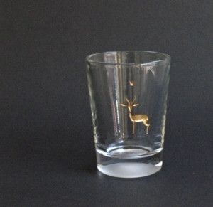 Gazelle, Glasgravur vergoldet auf sympatischem kleinen Glas